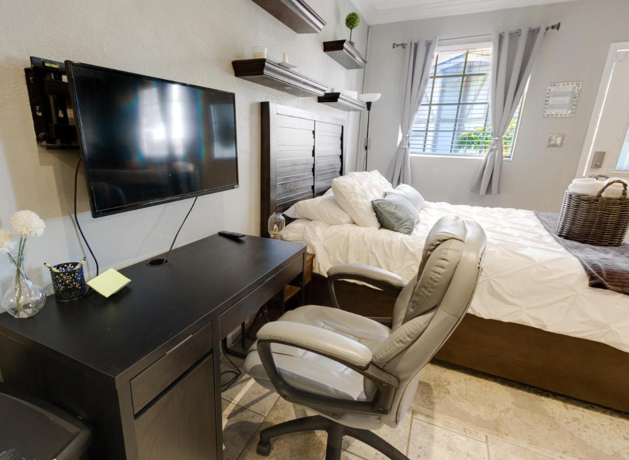 Luxury Cozy Studio With Firepit Виста Екстериор снимка